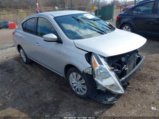  Salvage Nissan Versa