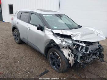  Salvage Nissan Rogue