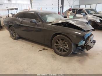  Salvage Dodge Challenger