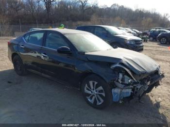  Salvage Nissan Altima