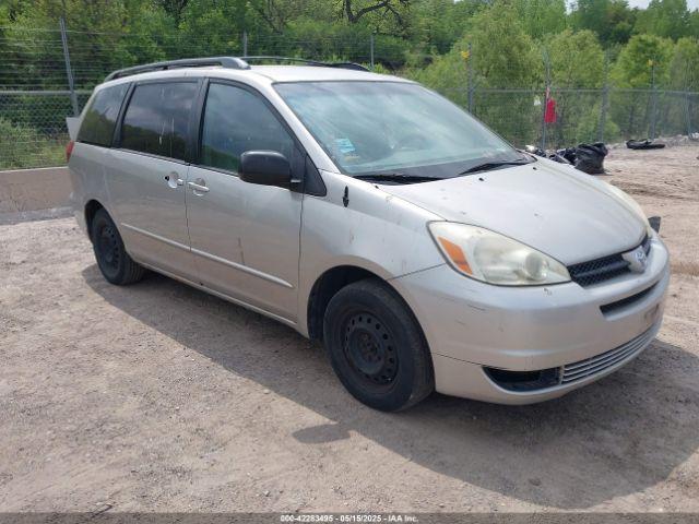 Salvage Toyota Sienna