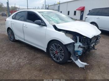  Salvage Kia Forte