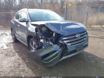  Salvage Hyundai TUCSON