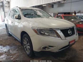  Salvage Nissan Pathfinder
