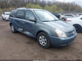  Salvage Kia Sedona