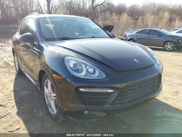  Salvage Porsche Cayenne