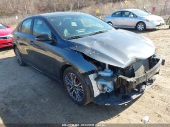  Salvage Kia Forte