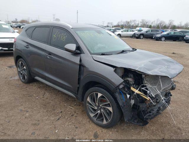  Salvage Hyundai TUCSON