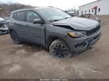  Salvage Jeep Compass