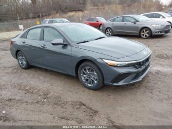  Salvage Hyundai ELANTRA
