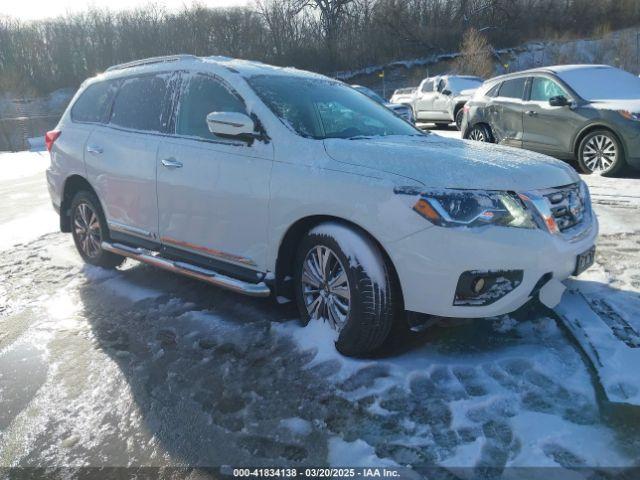  Salvage Nissan Pathfinder