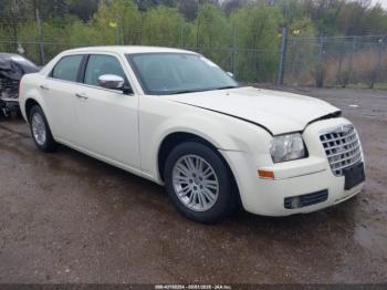  Salvage Chrysler 300