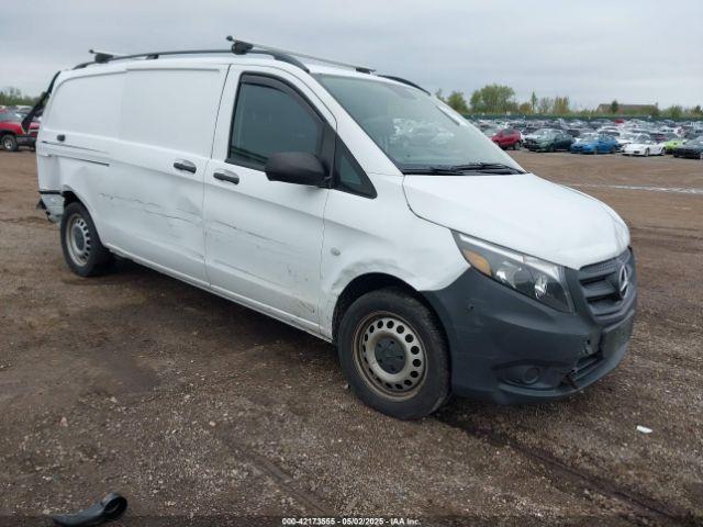  Salvage Mercedes-Benz Metris