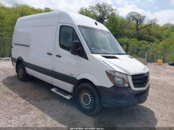  Salvage Mercedes-Benz Sprinter 2500