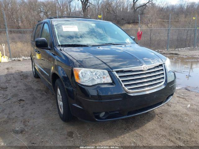  Salvage Chrysler Town & Country