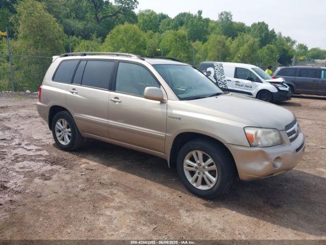  Salvage Toyota Highlander
