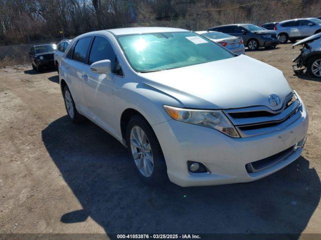  Salvage Toyota Venza