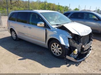  Salvage Chrysler Town & Country