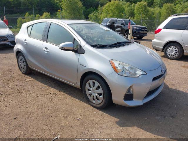  Salvage Toyota Prius c