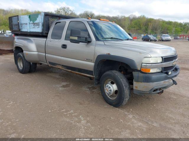  Salvage Chevrolet Silverado 3500