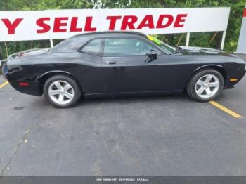  Salvage Dodge Challenger