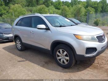  Salvage Kia Sorento