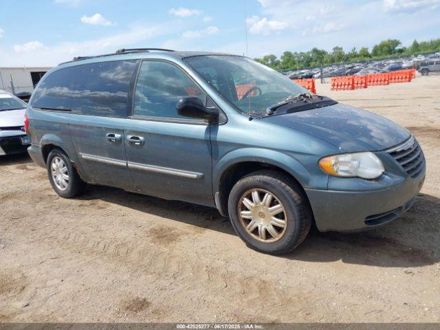  Salvage Chrysler Town & Country