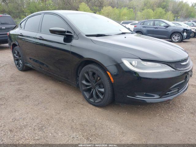  Salvage Chrysler 200