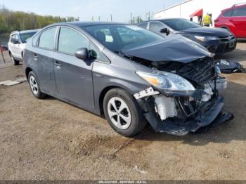  Salvage Toyota Prius