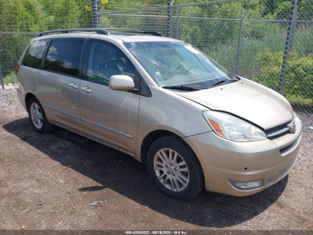  Salvage Toyota Sienna