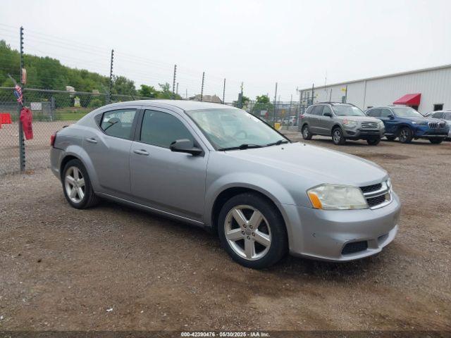 Salvage Dodge Avenger