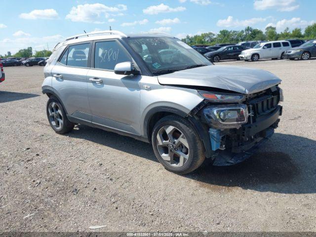  Salvage Hyundai VENUE