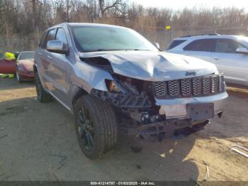  Salvage Jeep Grand Cherokee