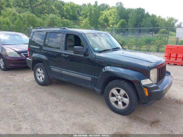  Salvage Jeep Liberty