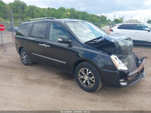  Salvage Kia Sedona