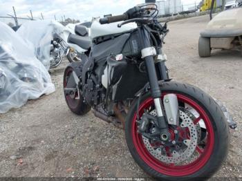  Salvage Kawasaki Zx636
