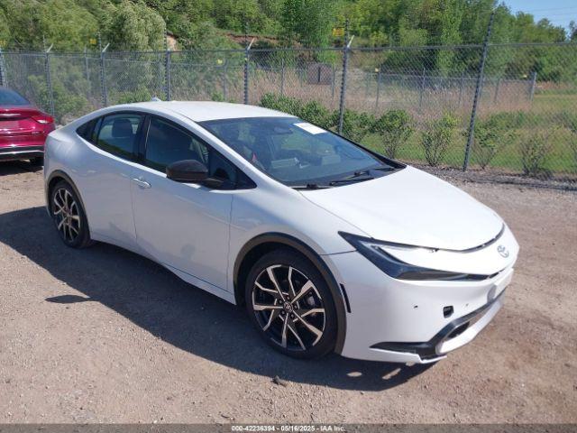  Salvage Toyota Prius Prime
