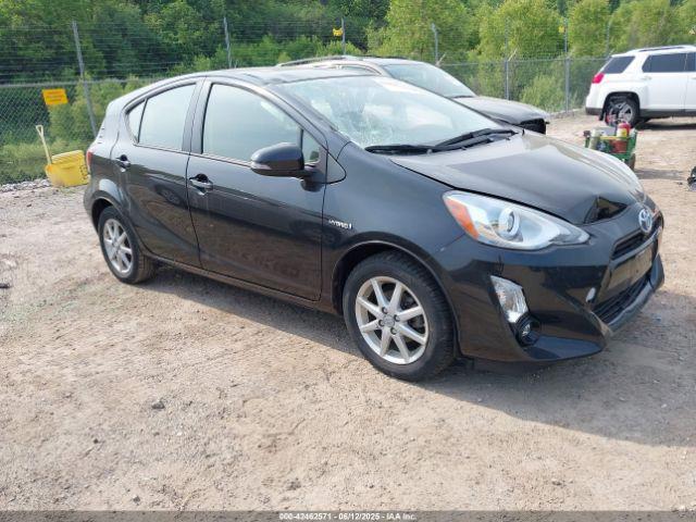  Salvage Toyota Prius c