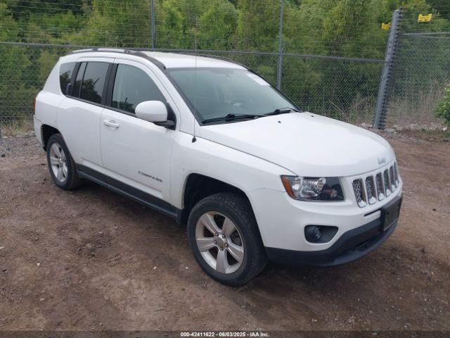  Salvage Jeep Compass