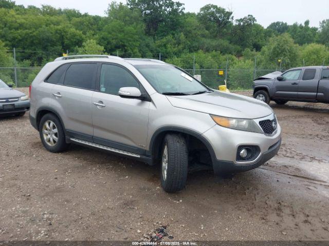  Salvage Kia Sorento