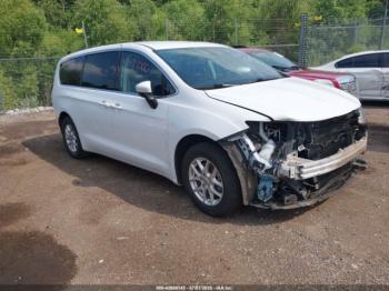  Salvage Chrysler Voyager