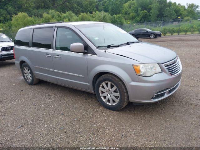  Salvage Chrysler Town & Country