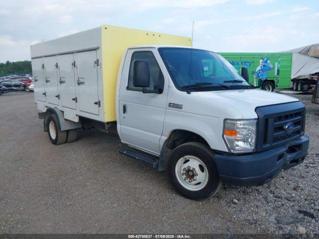 Salvage Ford E-450