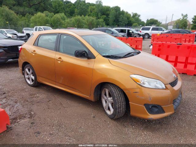  Salvage Toyota Matrix