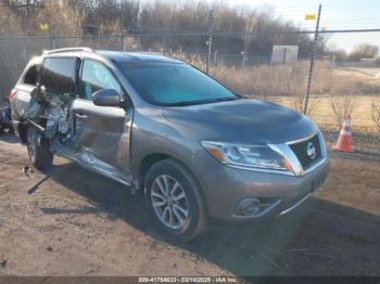  Salvage Nissan Pathfinder