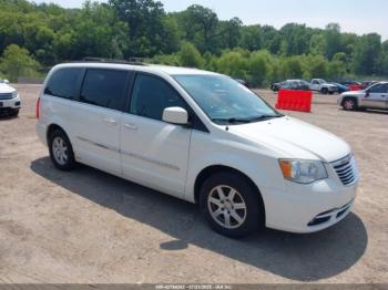  Salvage Chrysler Town & Country