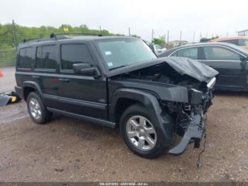  Salvage Jeep Commander