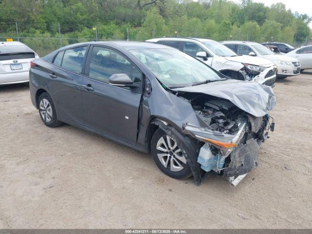  Salvage Toyota Prius