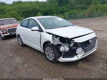  Salvage Hyundai ACCENT