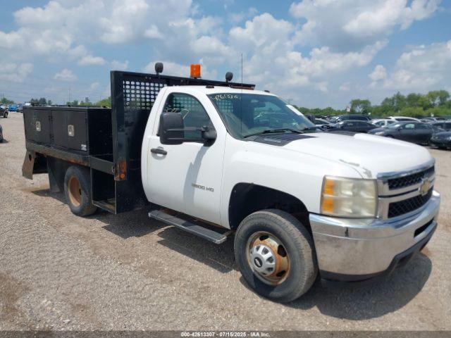  Salvage Chevrolet Silverado 3500